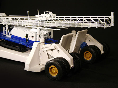 lowboy_lowboy_6.jpg